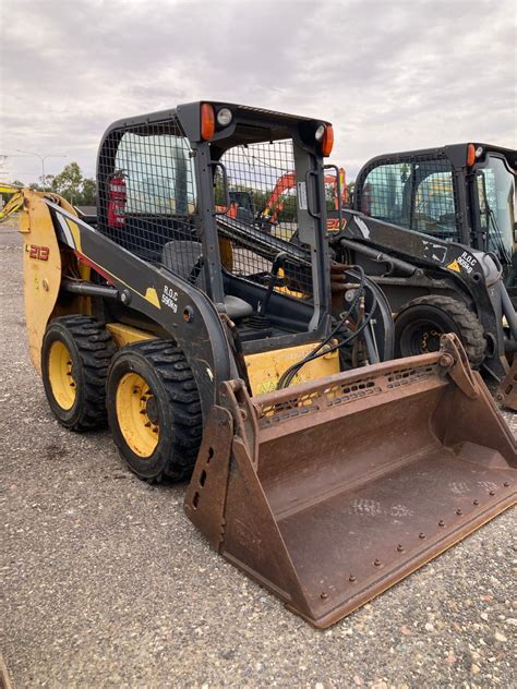 skid steer loader l213